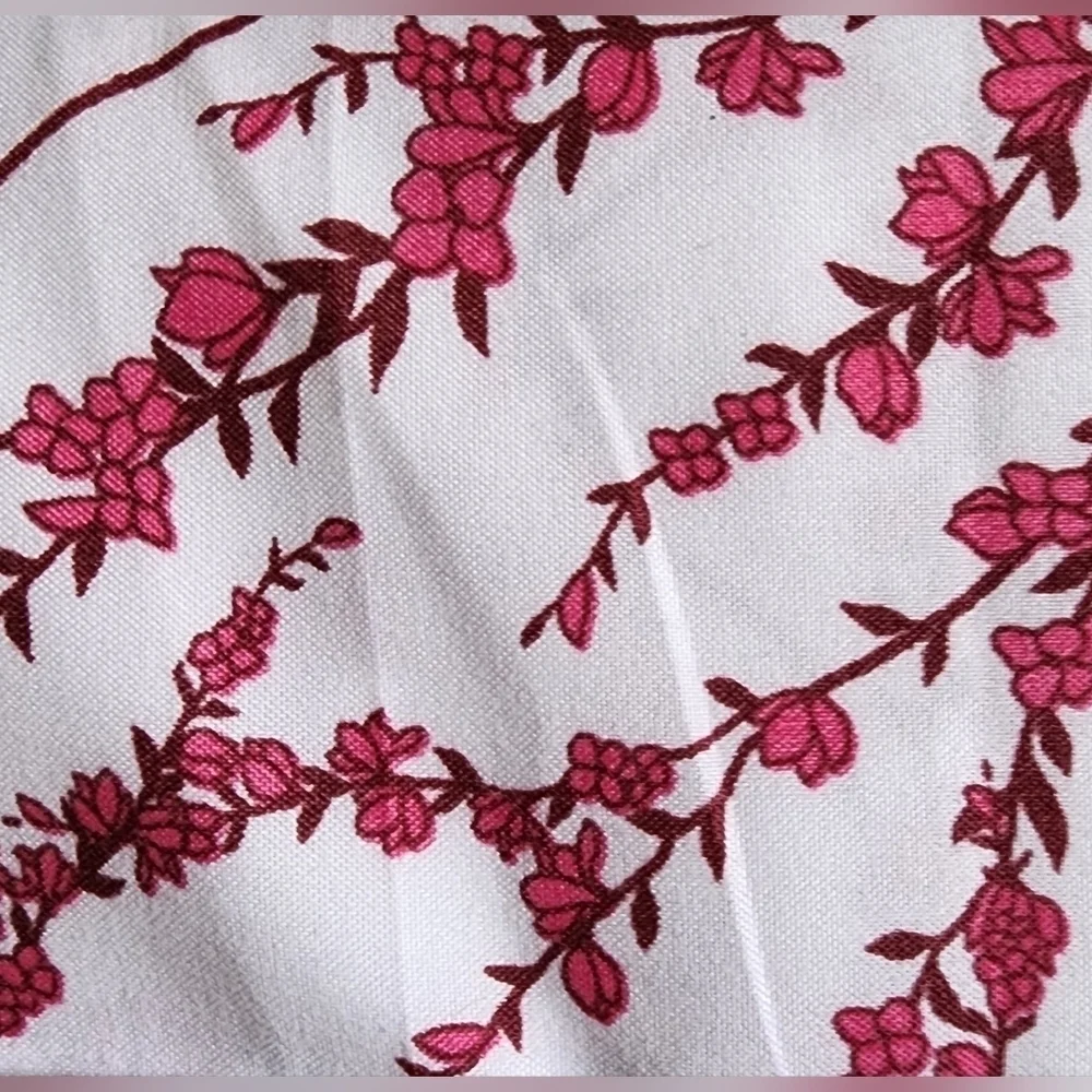 New full bed sheet set blooming cherry, 1 flat, 1 fitted sheets, 2 pillow cases